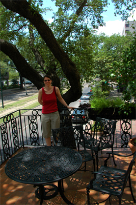 Avenue Plaza Veranda